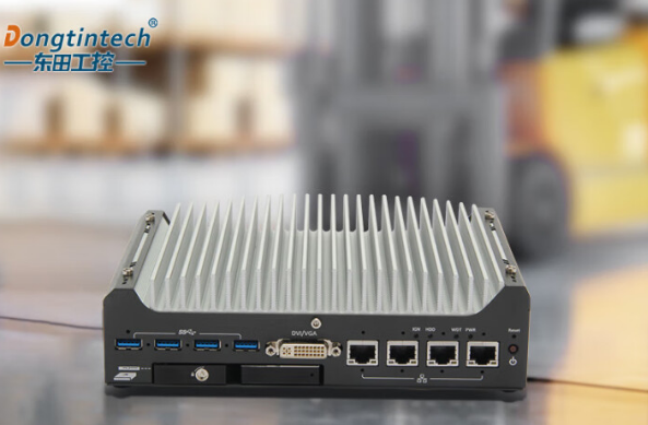 东田嵌入式工控机.png 东田嵌入式工控机.png
