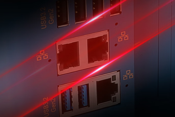 东田嵌入式服务工控机端口.png 东田嵌入式服务工控机端口.png