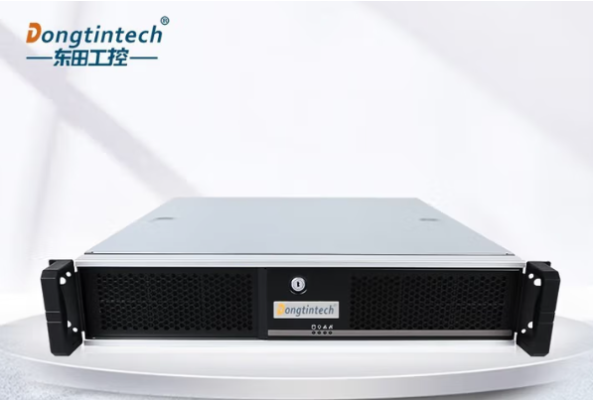 东田机架式工控机.png 东田机架式工控机.png