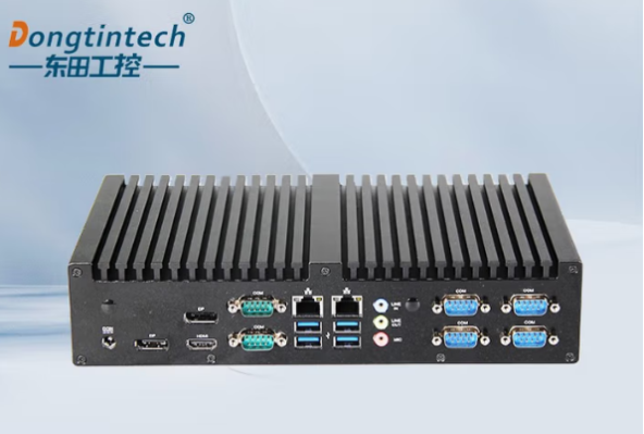 东田嵌入式酷睿6代工控机.png 东田嵌入式酷睿6代工控机.png
