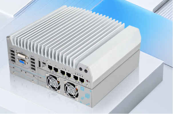 东田嵌入式工控机.png 东田嵌入式工控机.png