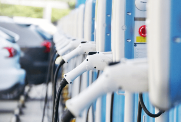 新能源汽车充电桩.png 新能源汽车充电桩.png